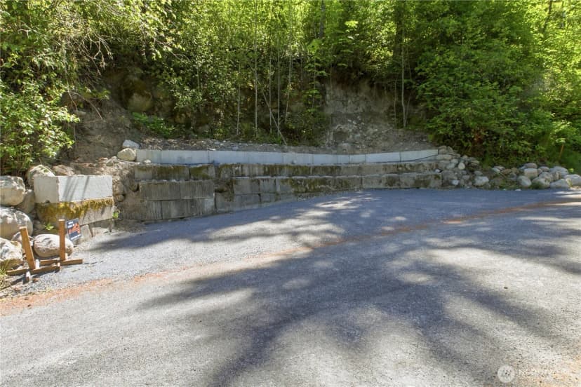 Property photo for 39420 Ski Park Road E, Eatonville photo 24