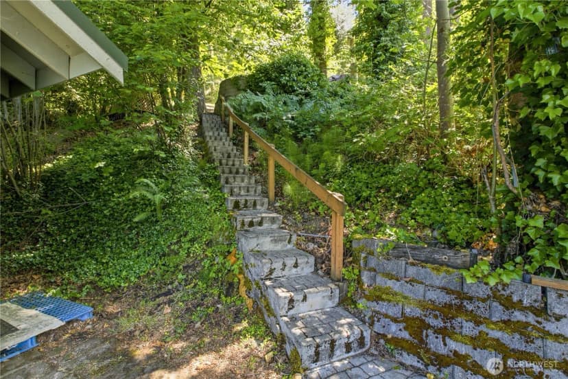 Property photo for 39420 Ski Park Road E, Eatonville photo 20