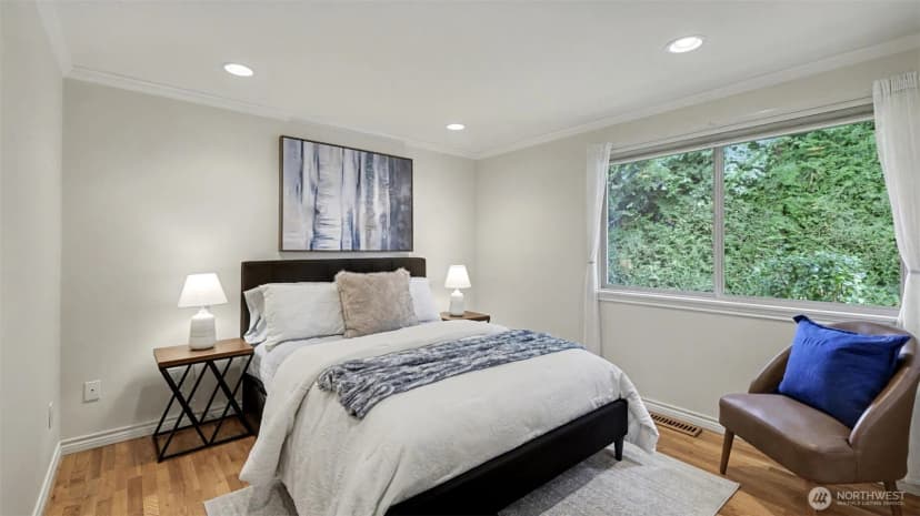 Property photo for 2618 168th Place Ne, Bellevue photo 14
