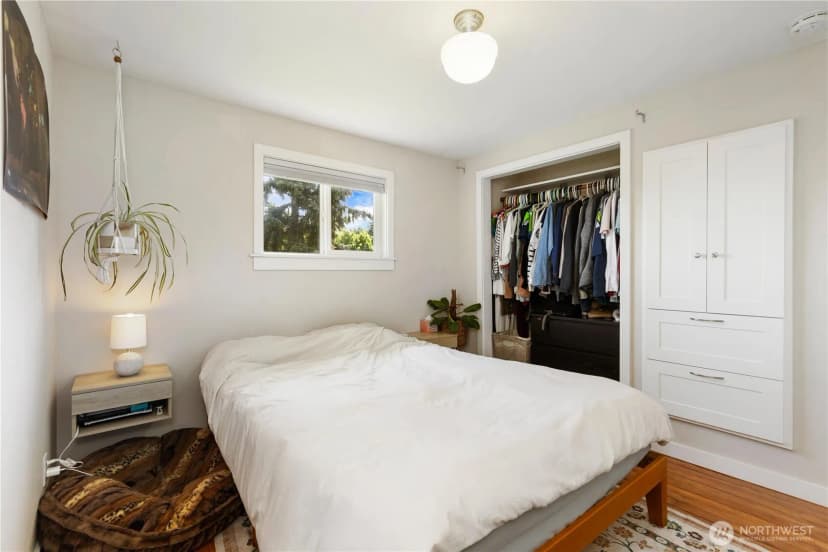 Property photo for 7708 35th Avenue S, Seattle photo 11