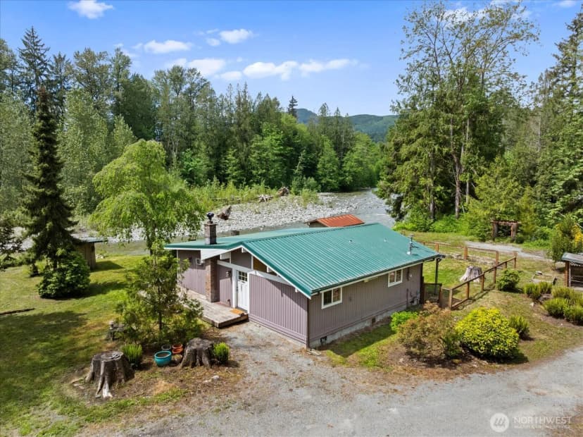 Property photo for 30722 223rd Avenue Ne, Arlington photo 2