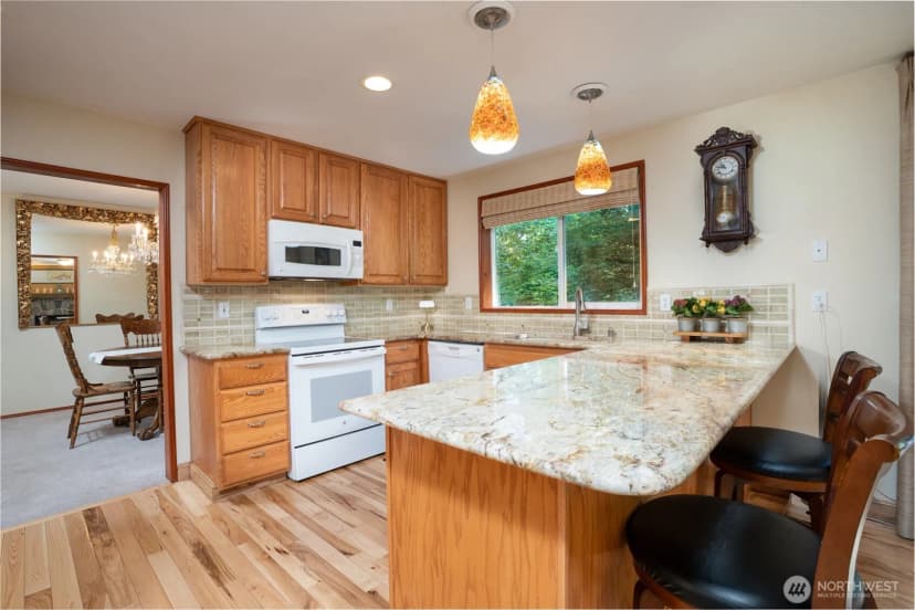 Property photo for 10717 Suncrest Drive, Anderson Island photo 9
