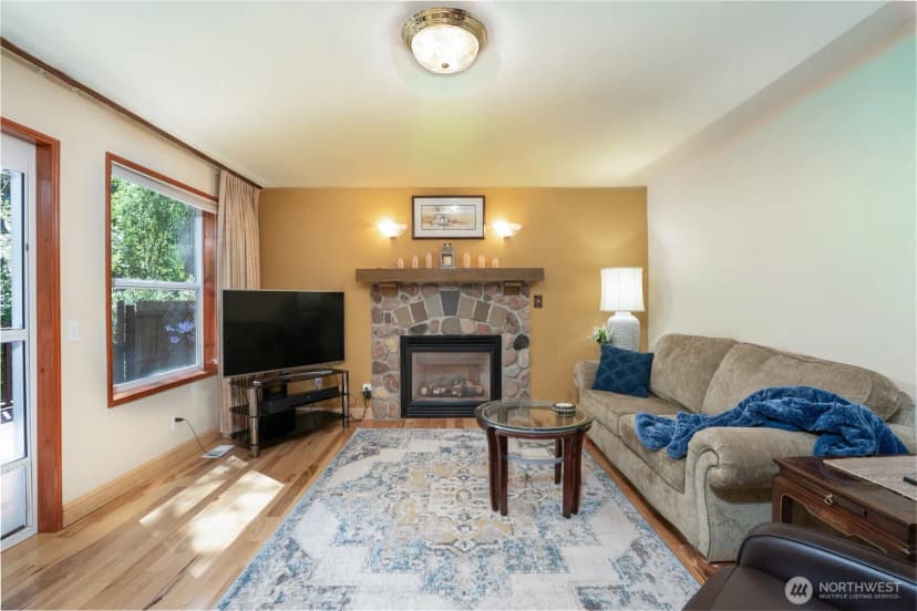 Property photo for 10717 Suncrest Drive, Anderson Island photo 11