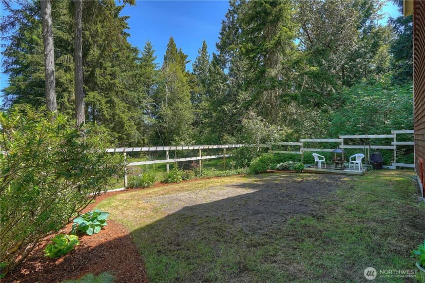 Property photo for 10717 Suncrest Drive, Anderson Island photo 24