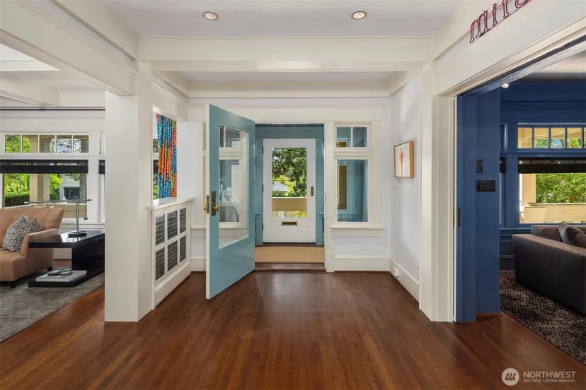 Property photo for 1642 Federal Avenue E, Seattle photo 10