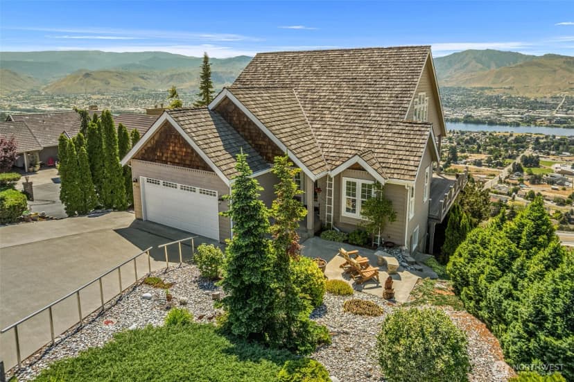 Property photo for 2352 Monument Place, East Wenatchee photo 6