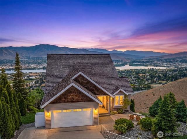 Property photo for 2352 Monument Place, East Wenatchee