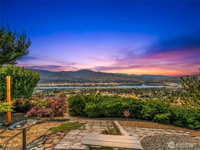 Property photo for 2352 Monument Place, East Wenatchee photo 5