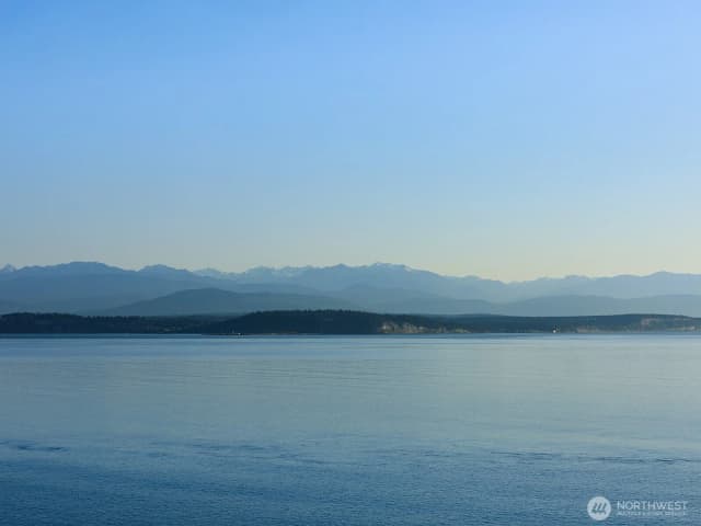 Property photo for 702 Cathedral Drive, Coupeville photo 4