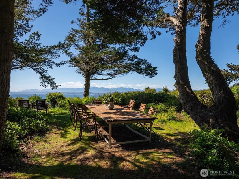 Property photo for 702 Cathedral Drive, Coupeville photo 3
