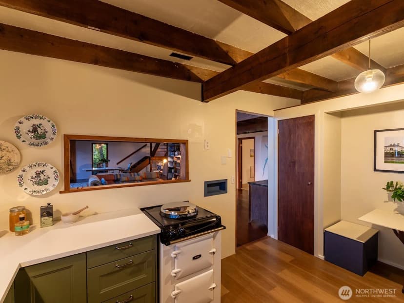 Property photo for 702 Cathedral Drive, Coupeville photo 14