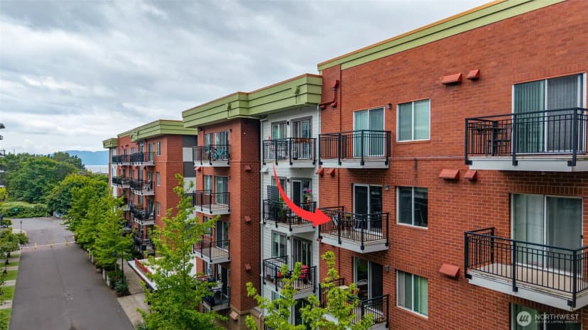 Property photo for 1015 Railroad Avenue ##415, Bellingham photo 2