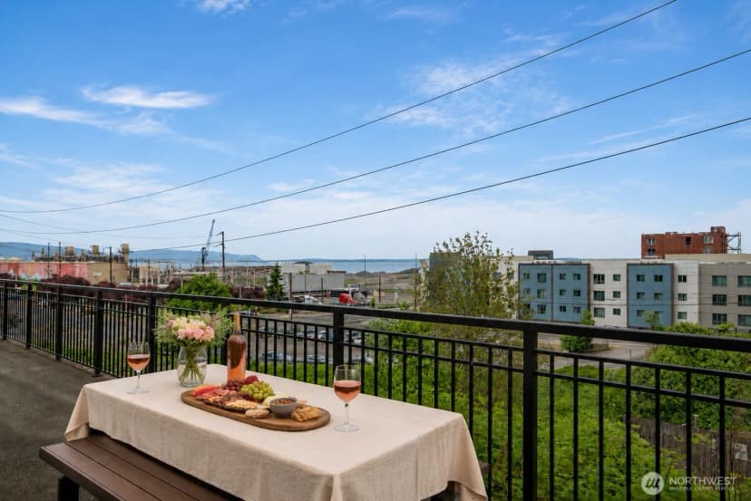 Property photo for 1015 Railroad Avenue ##415, Bellingham photo 32