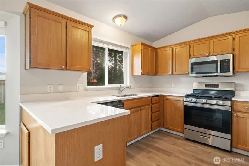 Property photo for 20322 86th Avenue Ct E, Spanaway photo 11