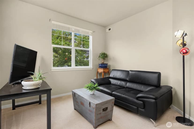 Property photo for 1601 Ne Katsura Street #103, Issaquah photo 12