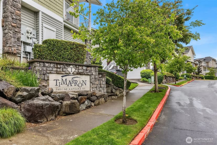 Property photo for 1601 Ne Katsura Street #103, Issaquah photo 23