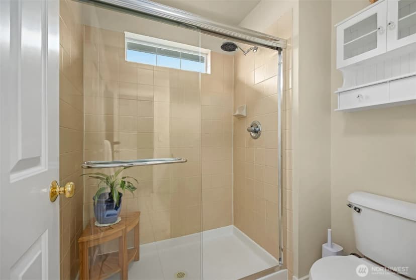 Property photo for 1601 Ne Katsura Street #103, Issaquah photo 18