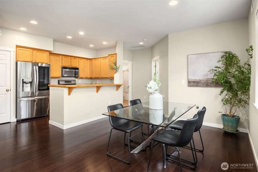 Property photo for 1601 Ne Katsura Street #103, Issaquah photo 7