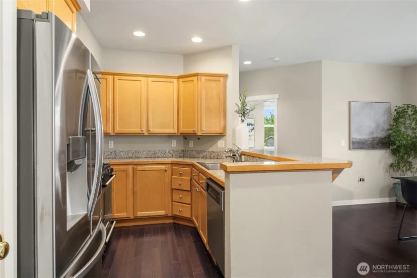 Property photo for 1601 Ne Katsura Street #103, Issaquah photo 8