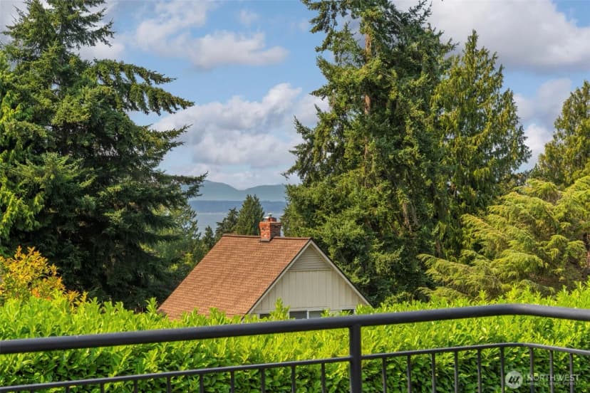 Property photo for 9226 25th Avenue Nw, Seattle photo 27