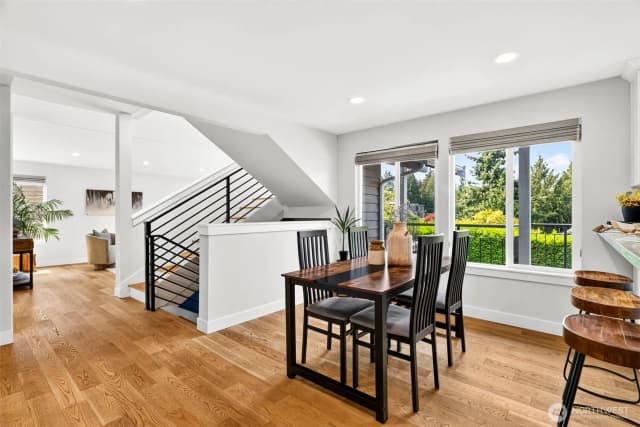 Property photo for 9226 25th Avenue Nw, Seattle photo 4