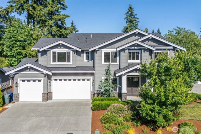 Property photo for 222 106th Avenue Se, Bellevue