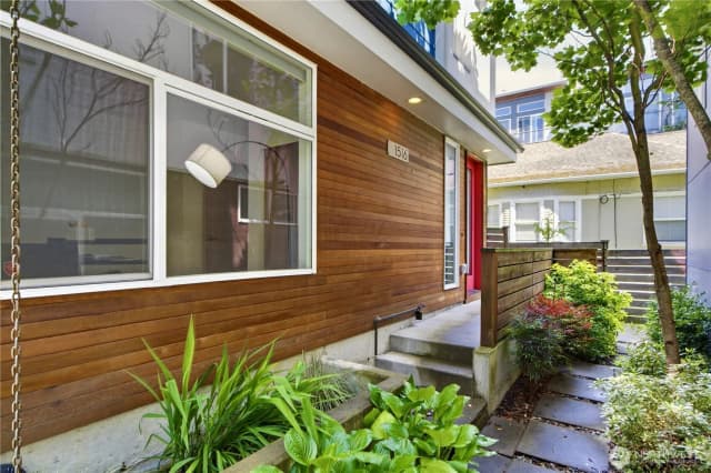 Property photo for 1516 Nw 61st Street, Seattle photo 2