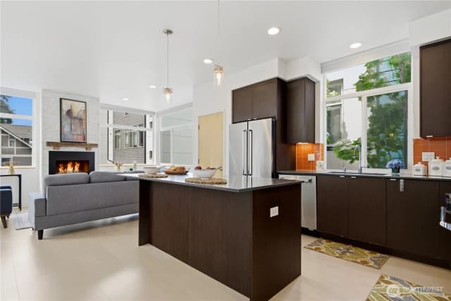 Property photo for 1516 Nw 61st Street, Seattle photo 5