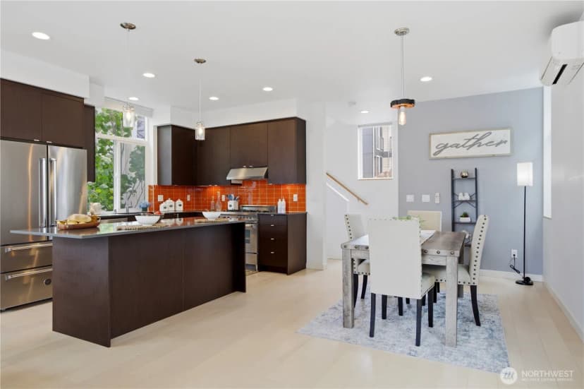 Property photo for 1516 Nw 61st Street, Seattle photo 3