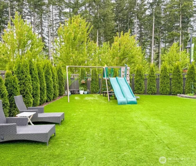 Property photo for 32938 Ash Avenue Se, Black Diamond photo 6