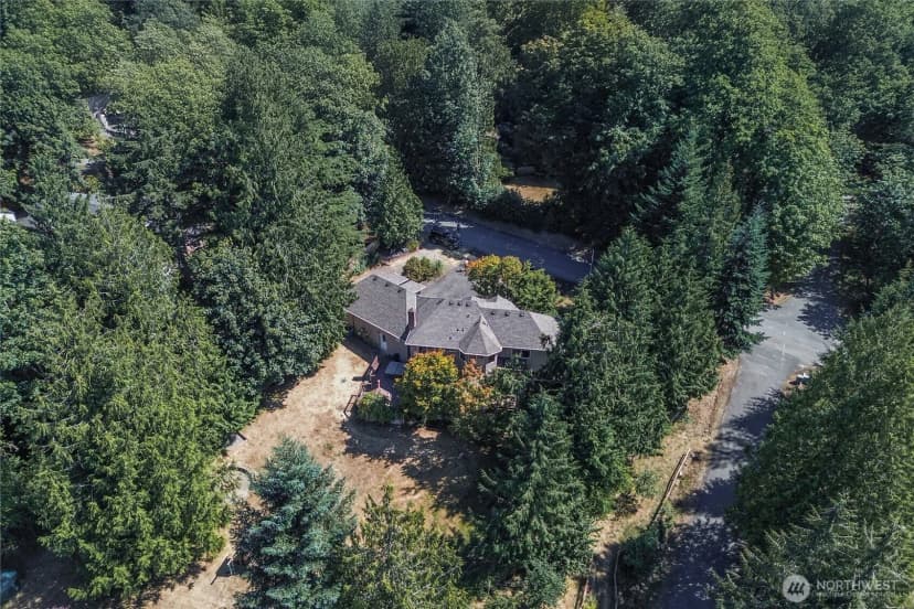 Property photo for 18109 236th Avenue Ne, Woodinville photo 5
