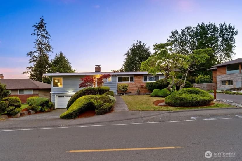 Property photo for 10851 Marine View Drive, Seattle photo 2