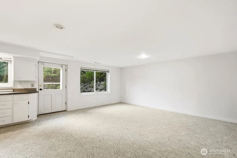 Property photo for 10851 Marine View Drive, Seattle photo 30