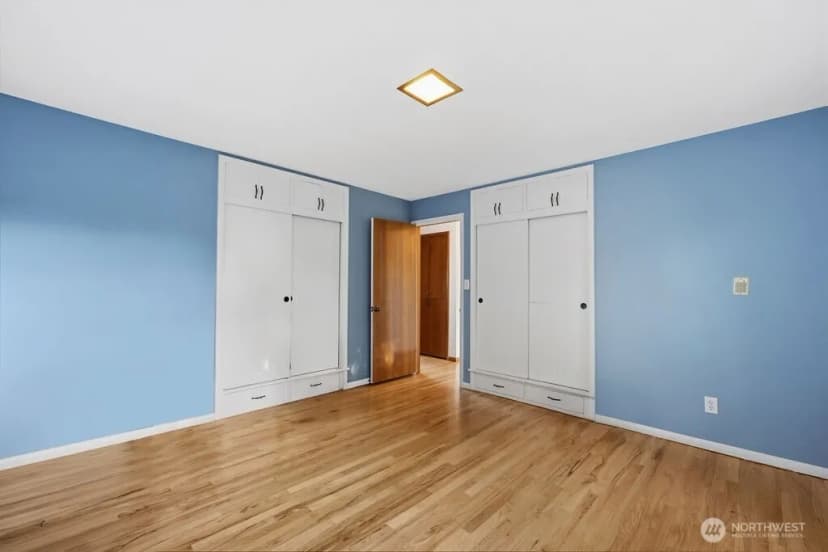 Property photo for 10851 Marine View Drive, Seattle photo 17