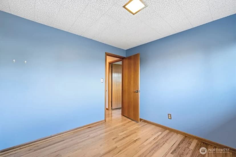 Property photo for 10851 Marine View Drive, Seattle photo 19