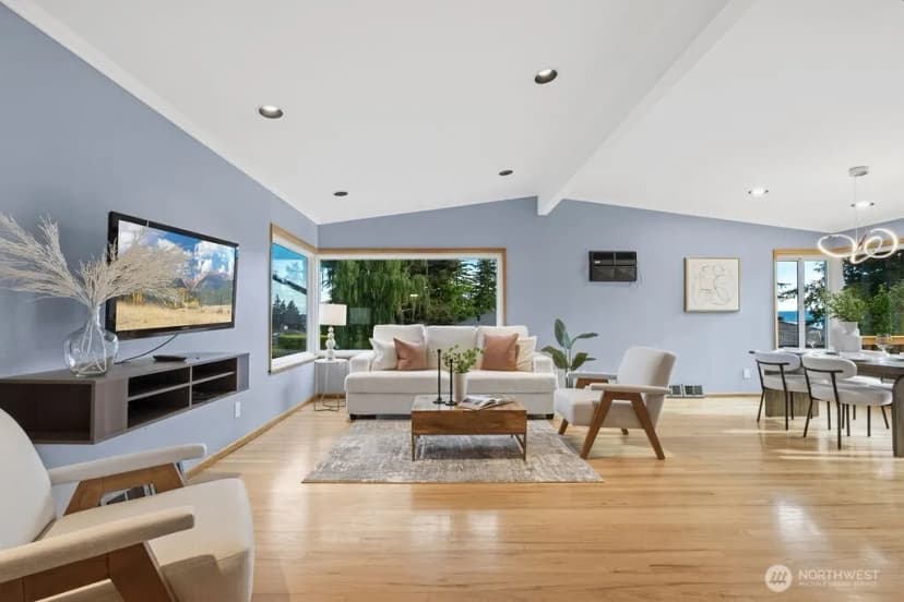 Property photo for 10851 Marine View Drive, Seattle photo 4