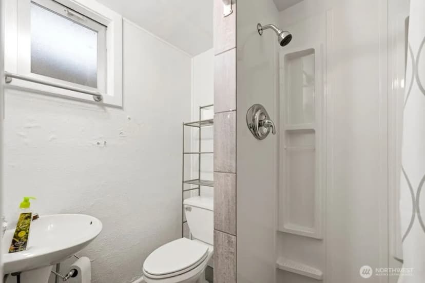 Property photo for 10851 Marine View Drive, Seattle photo 26