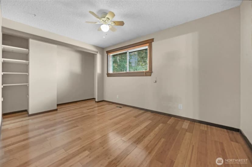 Property photo for 8941 170th Court Ne, Redmond photo 14