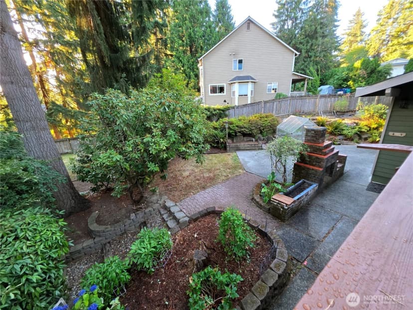 Property photo for 8941 170th Court Ne, Redmond photo 29