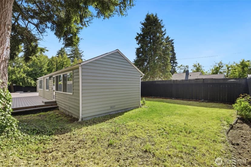 Property photo for 11636 13th Avenue Sw, Burien photo 26