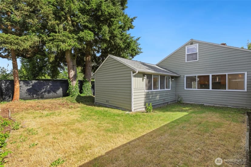 Property photo for 11636 13th Avenue Sw, Burien photo 27