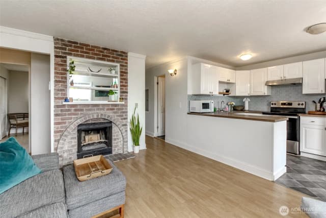 Property photo for 1020 S 230th Street #107, Des Moines