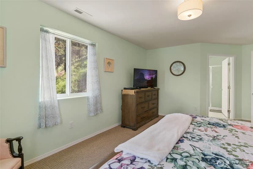Property photo for 165 Granite Falls Road, Chelan photo 11