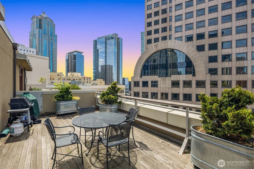 Property photo for 1500 4th Avenue #804, Seattle photo 19
