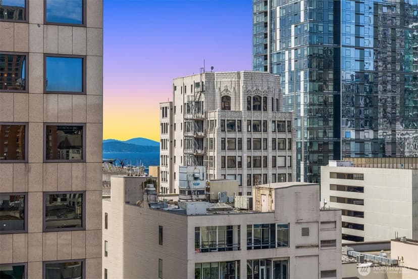 Property photo for 1500 4th Avenue #804, Seattle photo 22