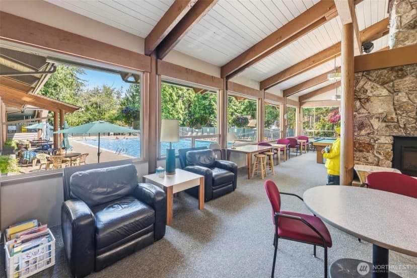 Property photo for 304 E Pointes Drive E, Shelton photo 28