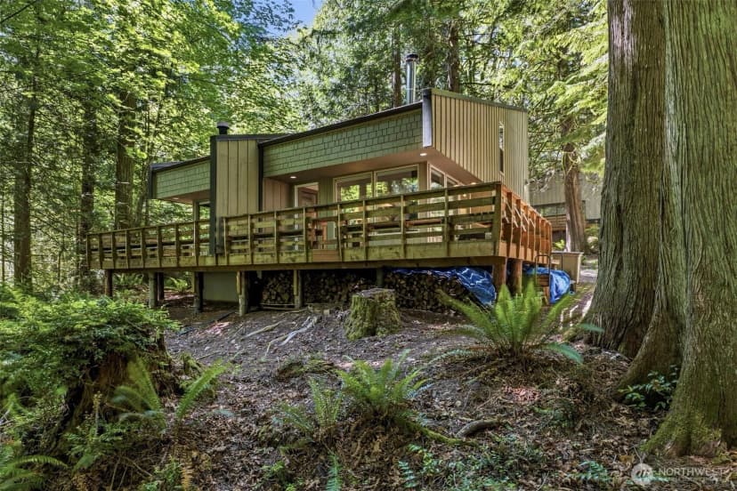 Property photo for 304 E Pointes Drive E, Shelton photo 25