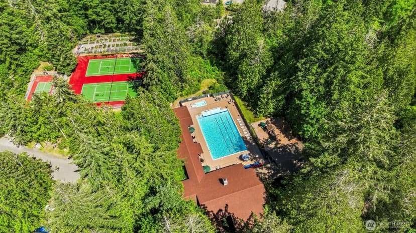 Property photo for 304 E Pointes Drive E, Shelton photo 34