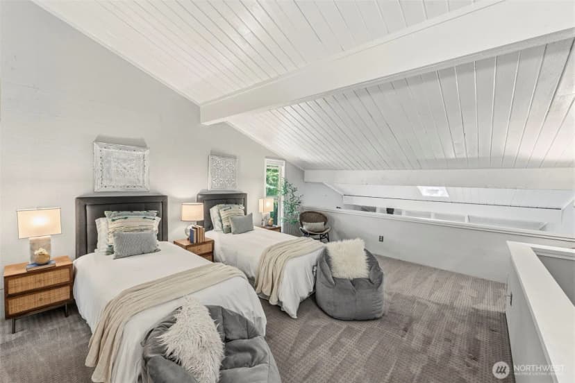 Property photo for 304 E Pointes Drive E, Shelton photo 22