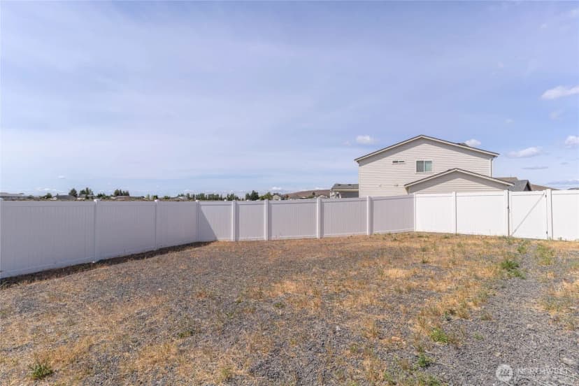 Property photo for 260 Parkside Park, Ephrata photo 17